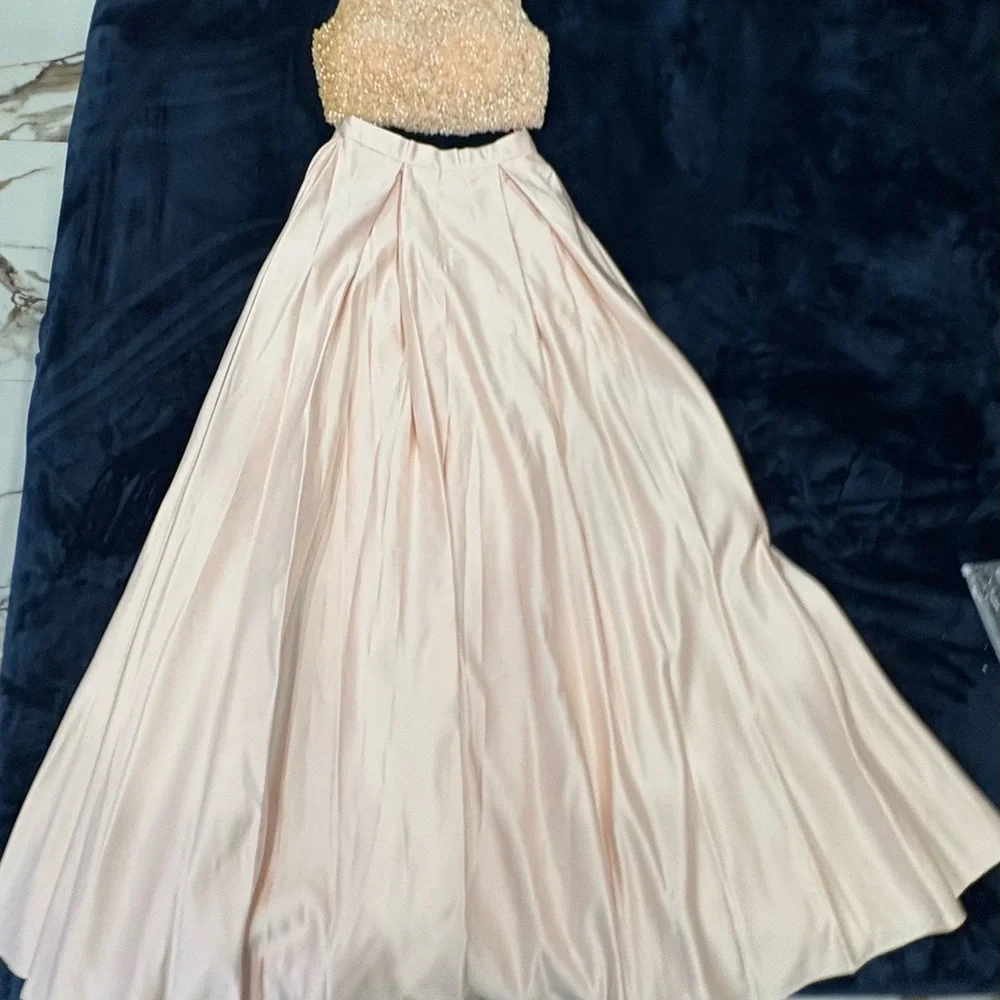 Beaded Pink Formal Skirt Set - Elegant Evening Wear - Picture 6 of 9